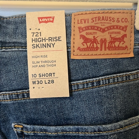 NWT Levi’s 721 High-Rise Skinny Jeans - Picture 8 of 8